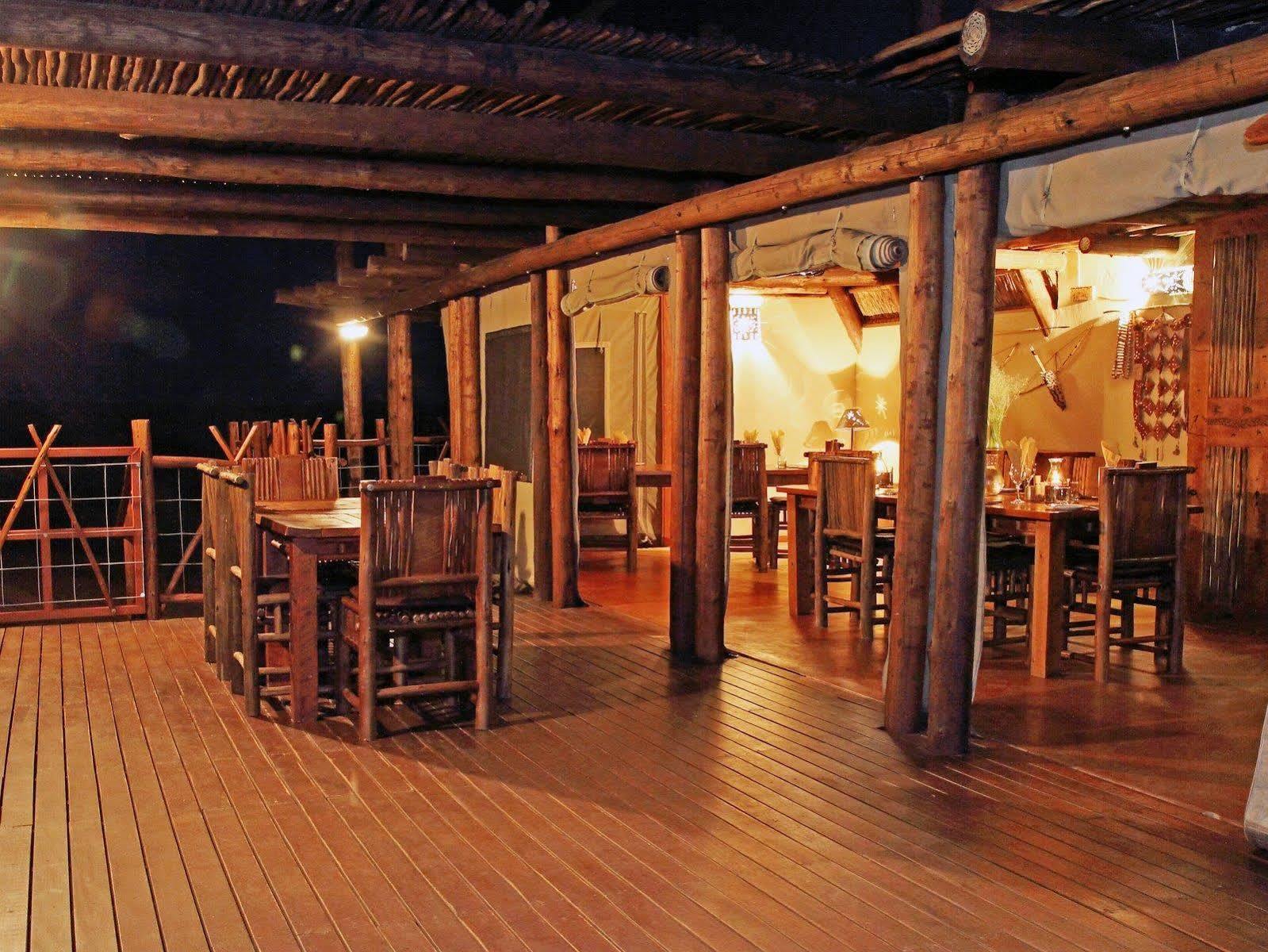 ซอส ลอดจ์ Villa Twee Rivieren ภายนอก รูปภาพ